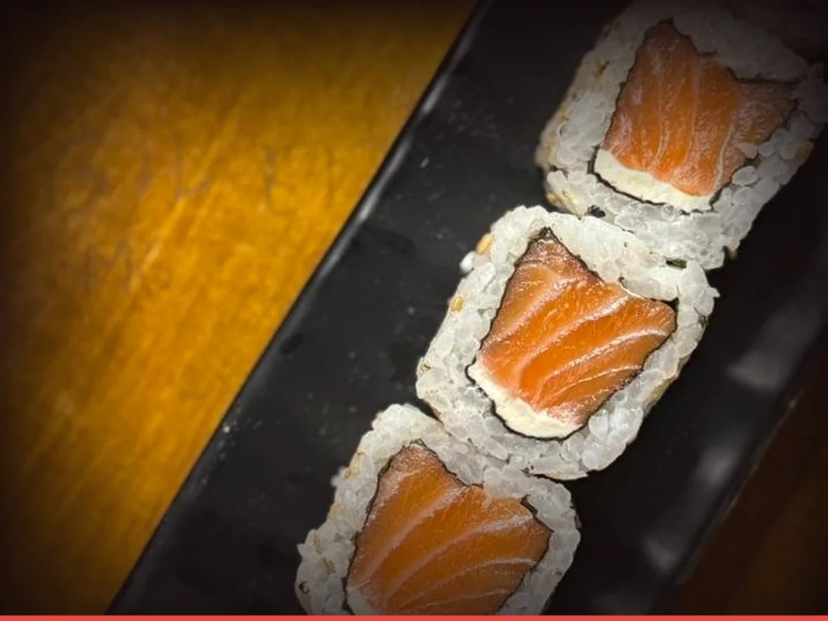 Uramaki Salmão Cream – 4 unidades